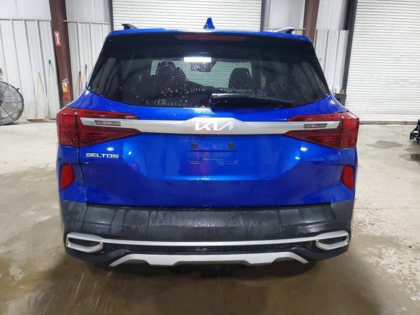 2022 KIA SELTOS EX