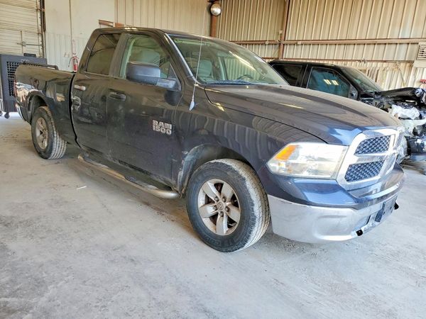 2013 RAM 1500 SLT