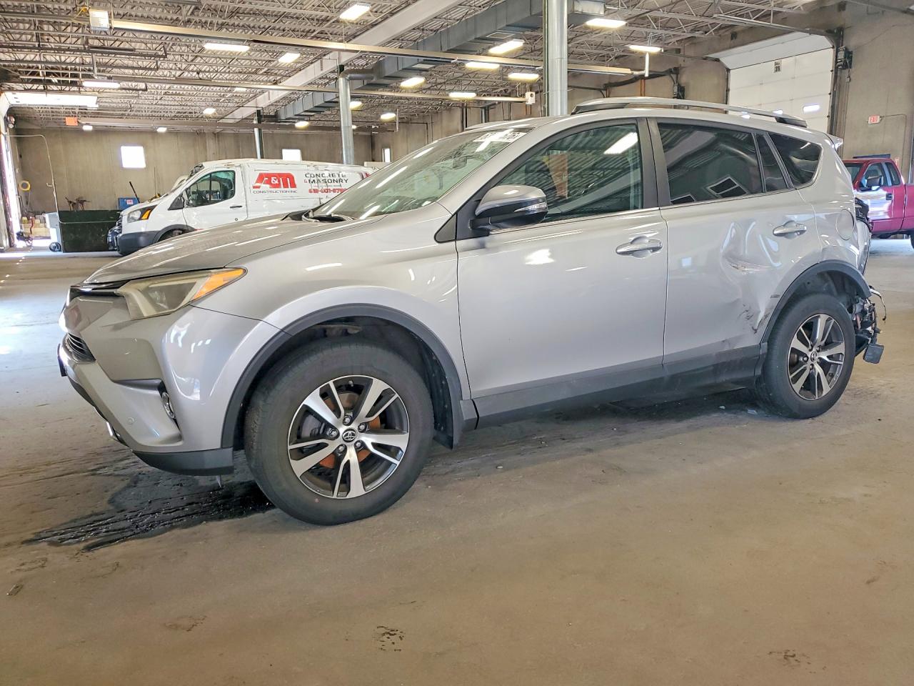 2017 TOYOTA RAV4 XLE