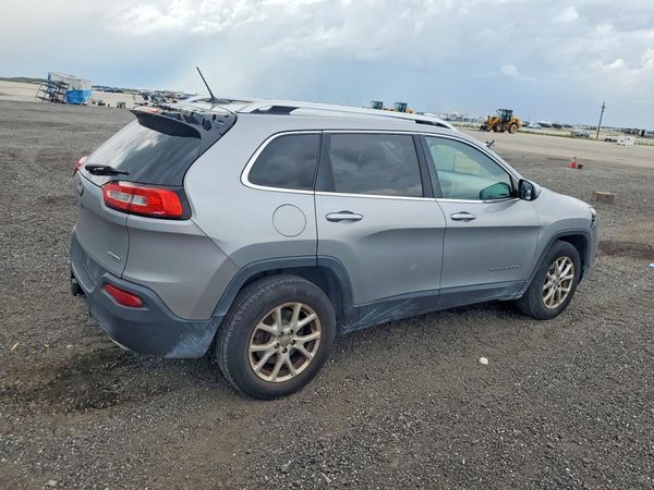 2015 JEEP CHEROKEE LATITUDE 4X4