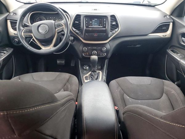 2015 JEEP CHEROKEE LATITUDE 4X4