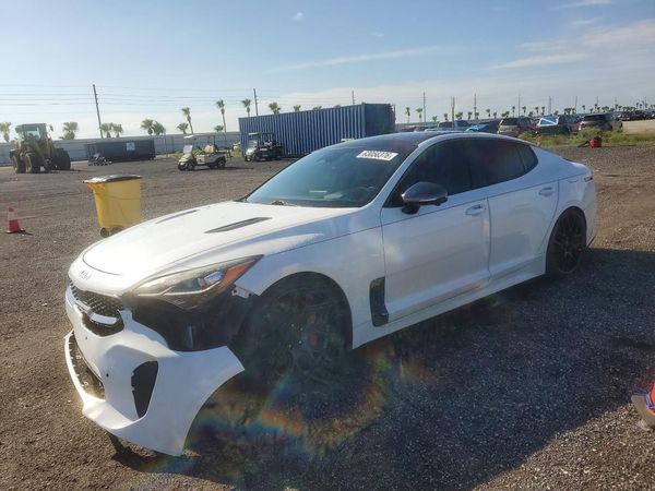 2022 KIA STINGER GT2