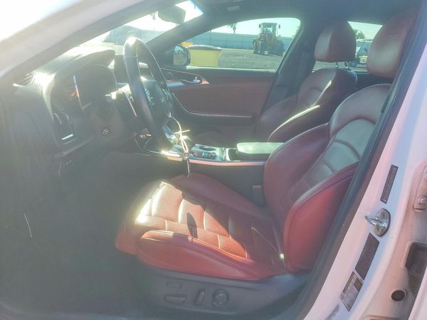 2022 KIA STINGER GT2