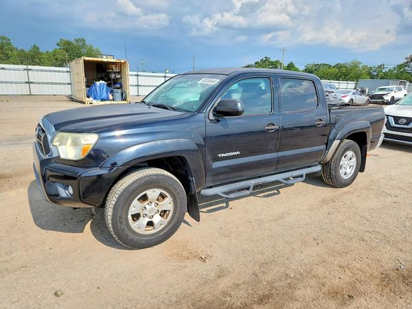 2015 TOYOTA TACOMA