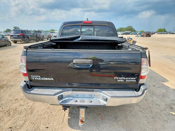 2015 TOYOTA TACOMA