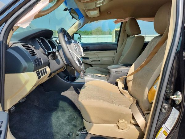 2015 TOYOTA TACOMA