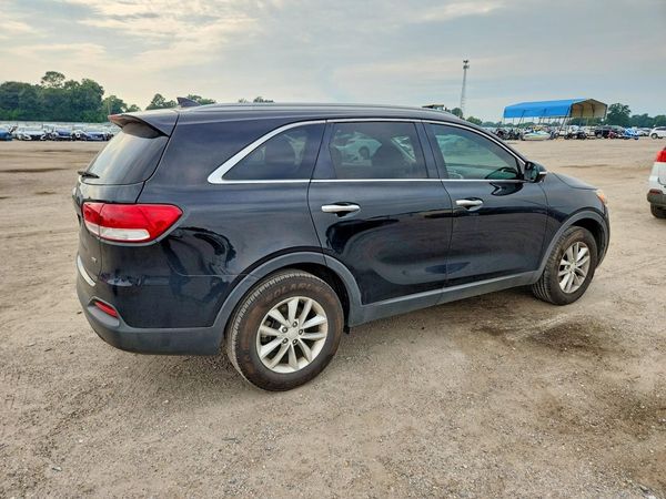 2018 KIA SORENTO L, LX