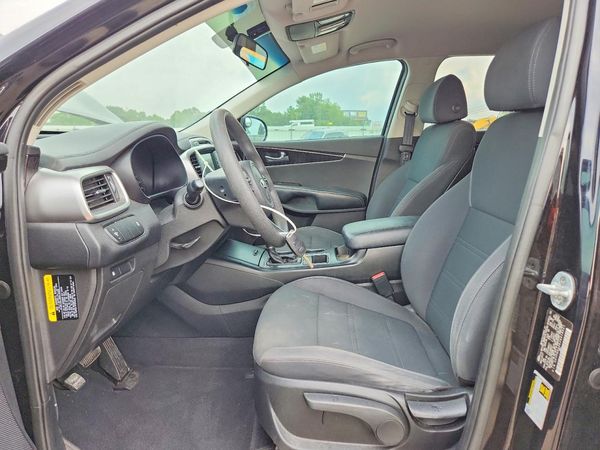 2018 KIA SORENTO L, LX
