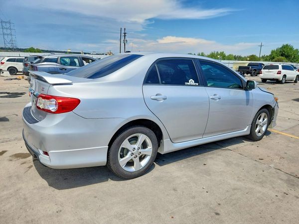 2012 TOYOTA COROLLA
