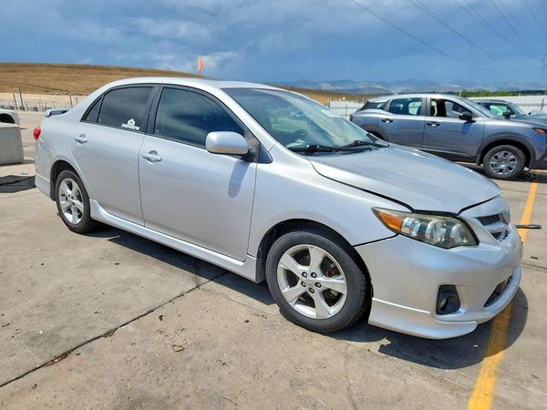 2012 TOYOTA COROLLA