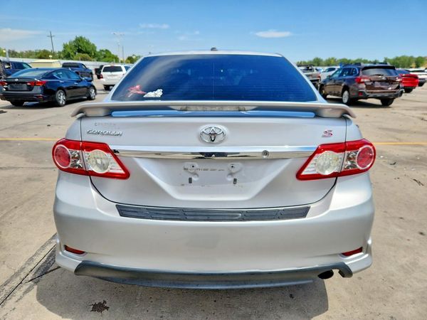 2012 TOYOTA COROLLA