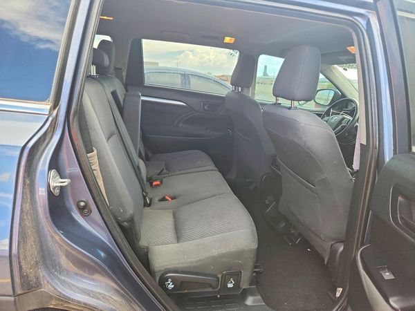 2019 TOYOTA HIGHLANDER LE/LE Plus