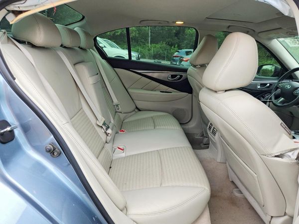 2016 INFINITI Q50
