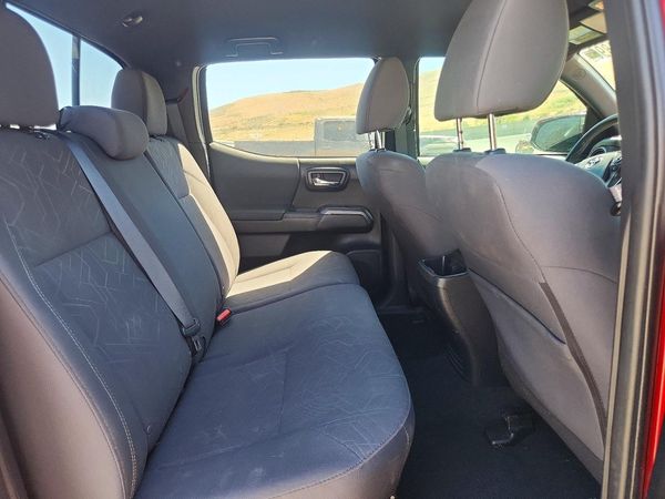 2017 TOYOTA TACOMA