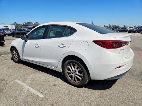 2015 MAZDA 3 Touring/GS