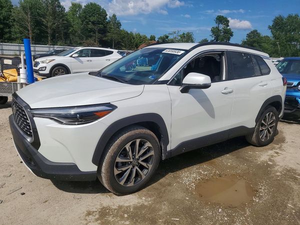 2023 TOYOTA COROLLA CROSS