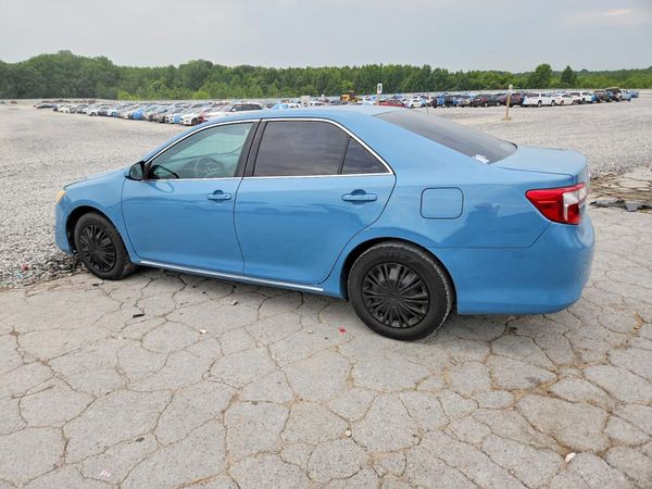 2012 TOYOTA CAMRY