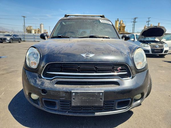 2016 MINI COOPER