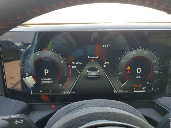 2025 NISSAN KICKS