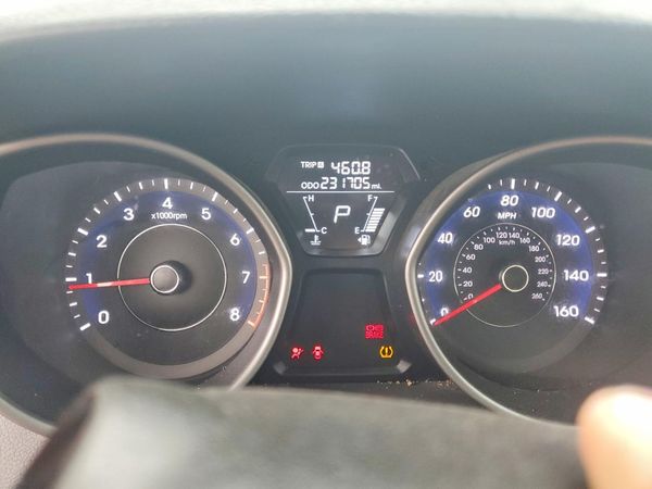 2013 HYUNDAI ELANTRA