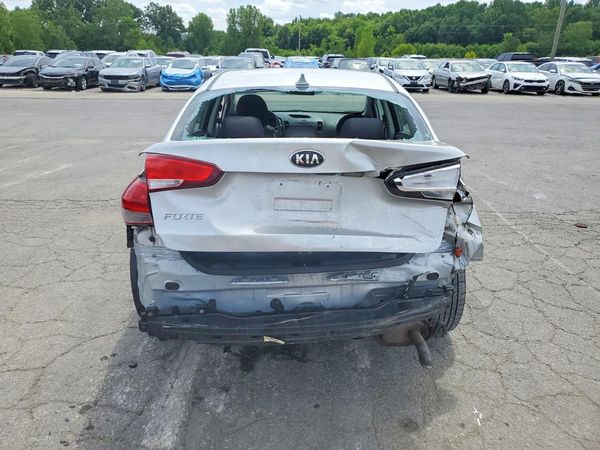 2018 KIA FORTE