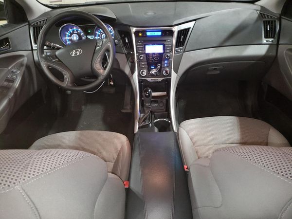 2013 HYUNDAI SONATA GLS/ GLS Popular