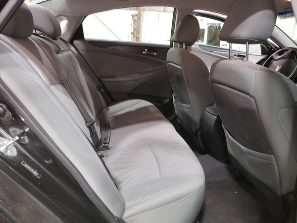 2013 HYUNDAI SONATA GLS/ GLS Popular