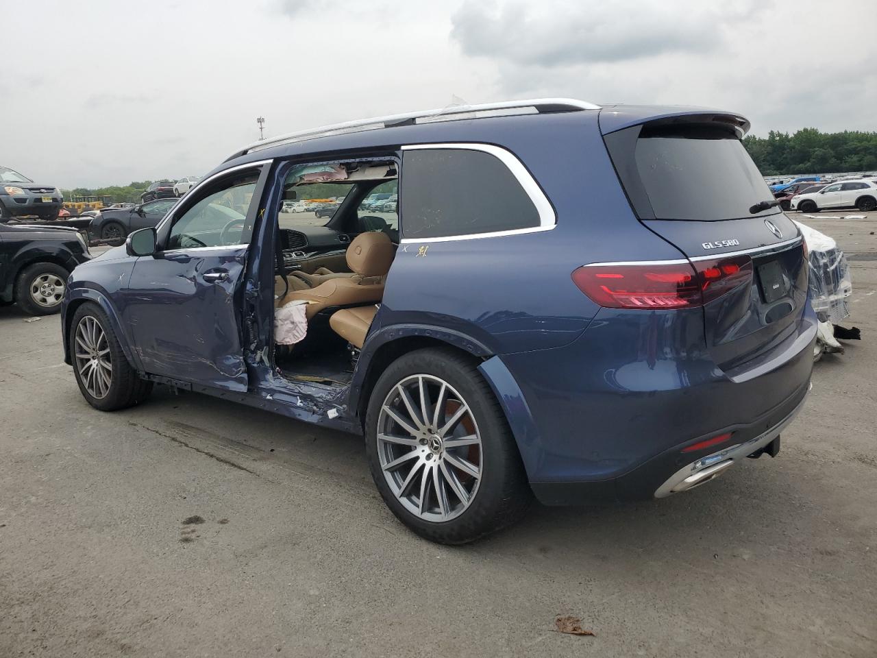 2024 MERCEDES-BENZ GLS