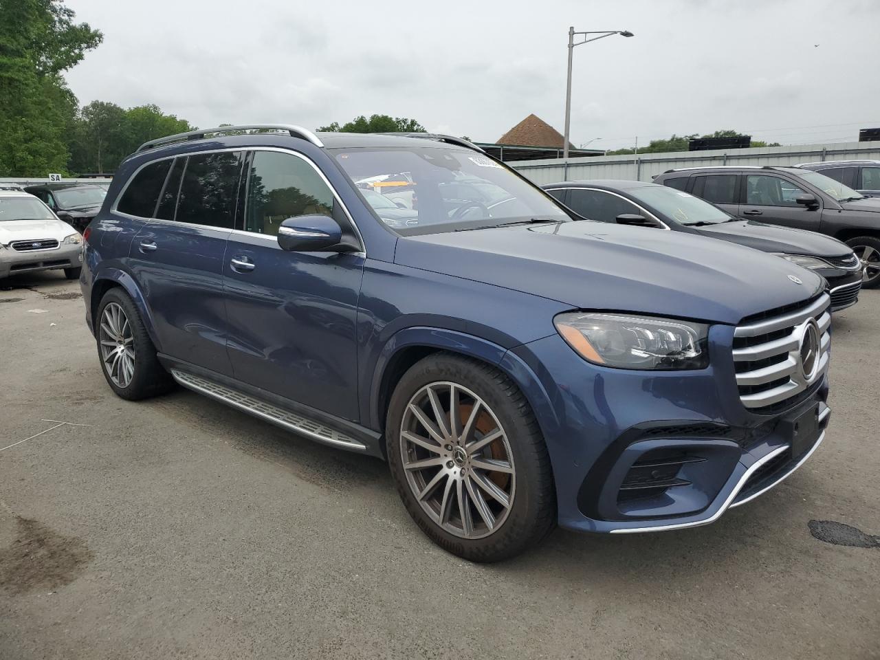 2024 MERCEDES-BENZ GLS