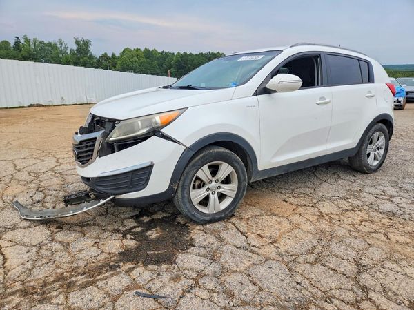 2013 KIA SPORTAGE LX