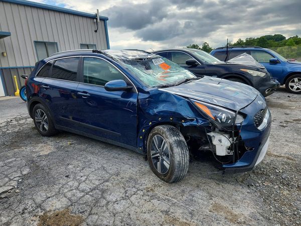 2021 KIA NIRO