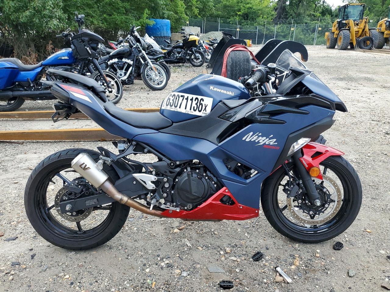 2026 KAWASAKI EX500