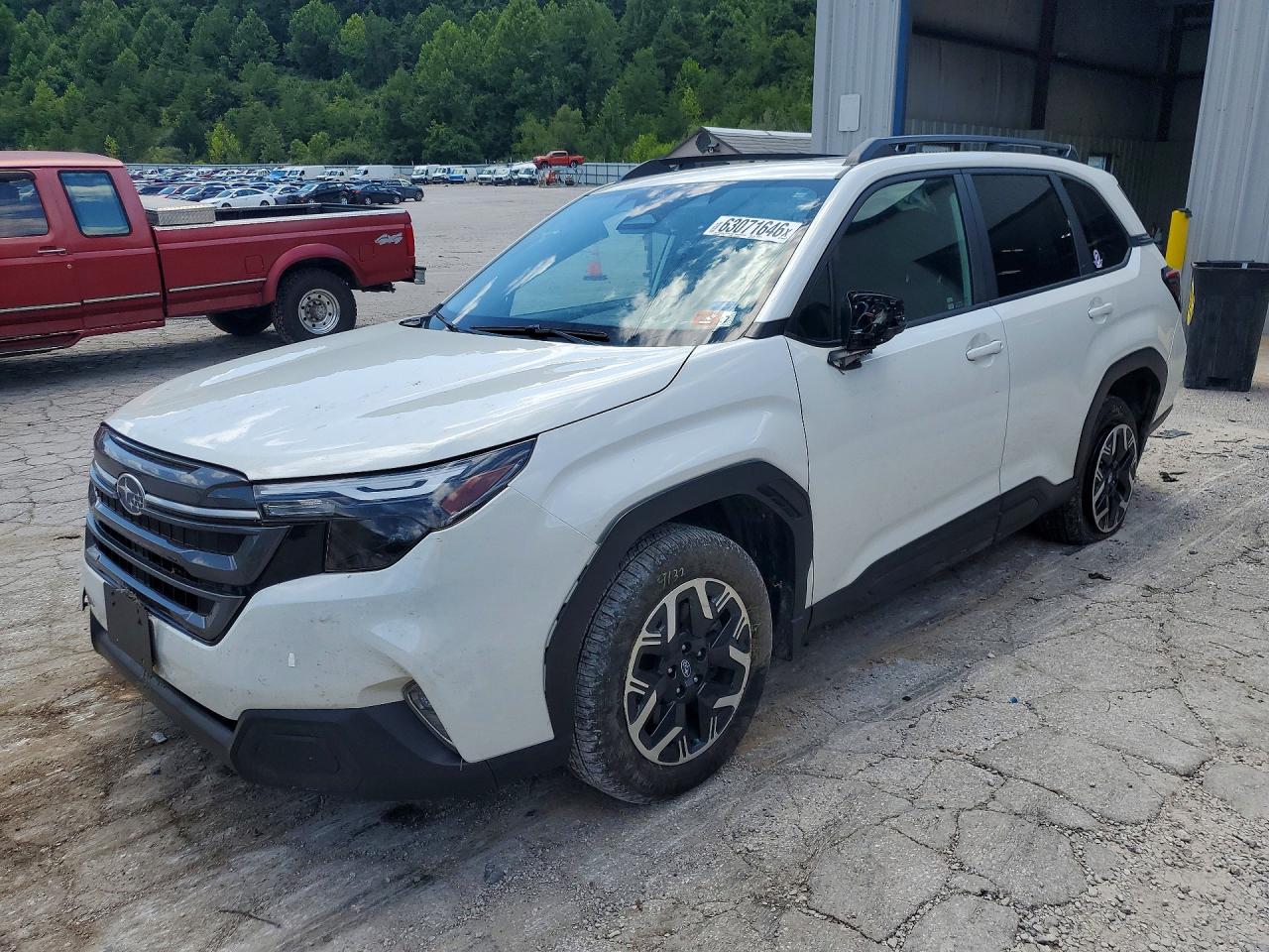2025 SUBARU FORESTER Premium Base