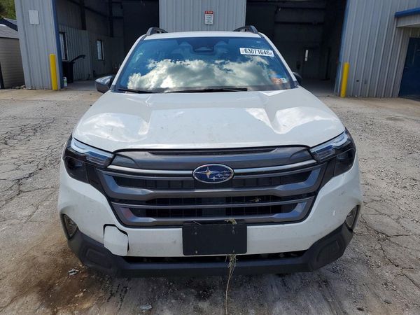 2025 SUBARU FORESTER Premium Base