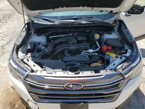 2025 SUBARU FORESTER Premium Base
