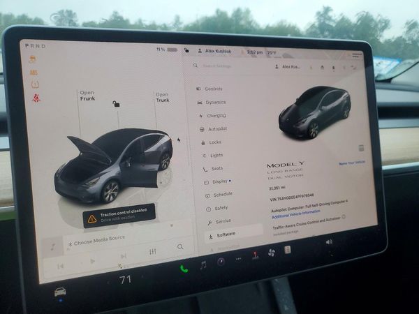 2023 TESLA MODEL Y