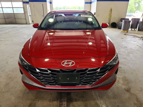 2021 HYUNDAI ELANTRA