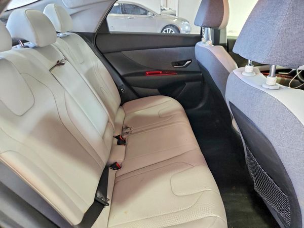 2021 HYUNDAI ELANTRA