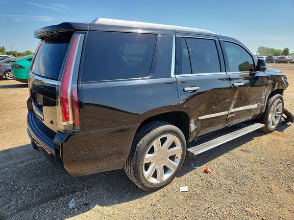 2015 CADILLAC ESCALADE Premium
