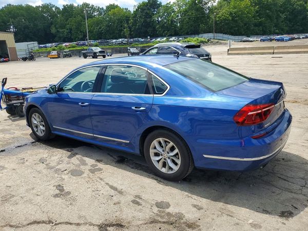 2017 VOLKSWAGEN PASSAT