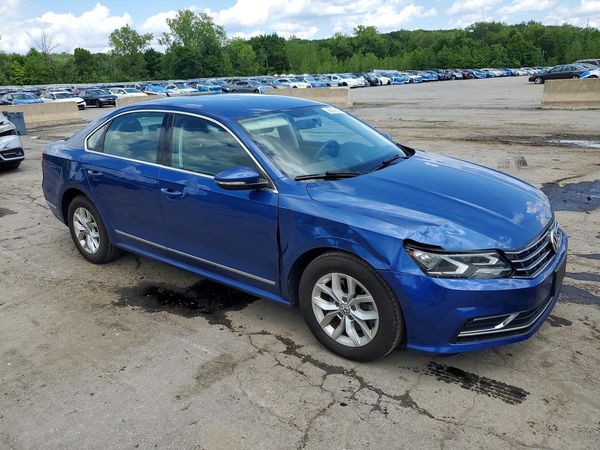 2017 VOLKSWAGEN PASSAT