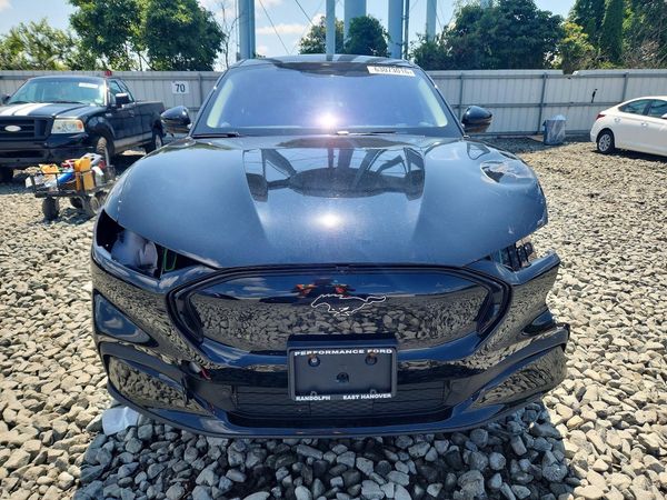 2025 FORD MUSTANG Premium