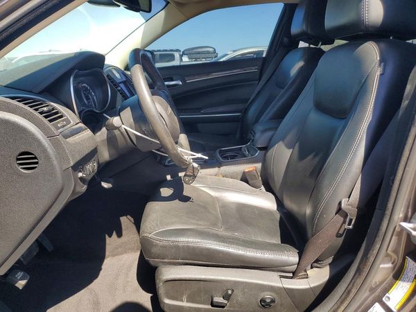 2016 CHRYSLER 300 Limited