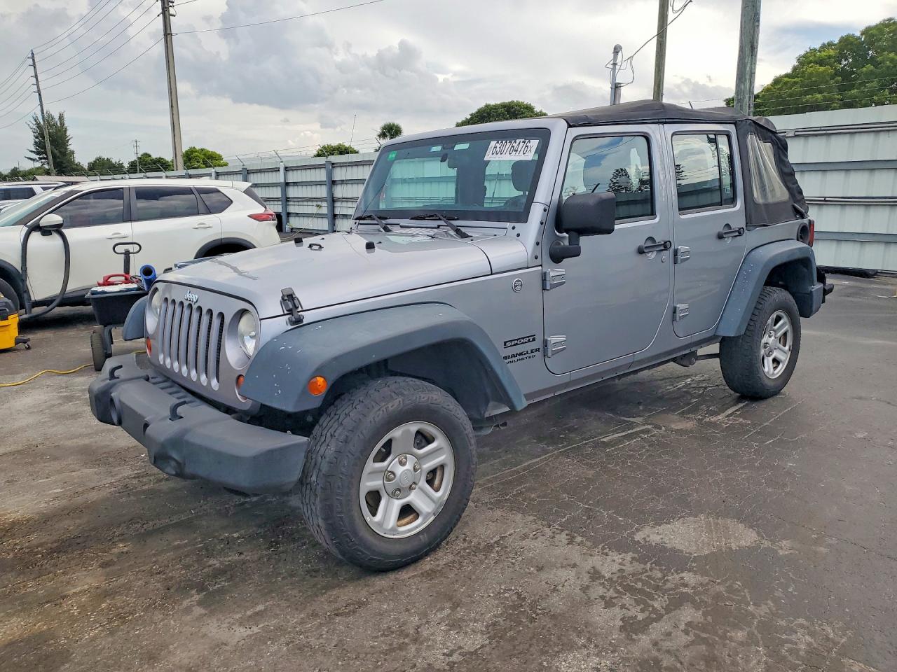 2013 JEEP WRANGLER Sport — Front 3/4