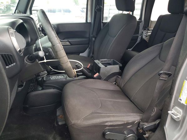 2013 JEEP WRANGLER Sport — DENT