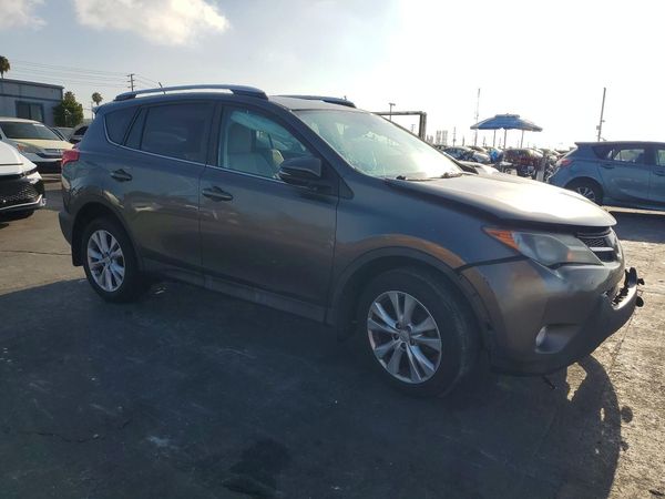 2015 TOYOTA RAV4 Limited (G Grade) — Passenger 3/4