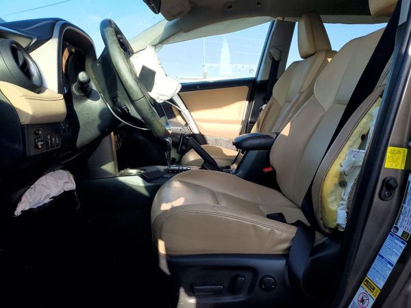 2015 TOYOTA RAV4 Limited (G Grade) — DENT