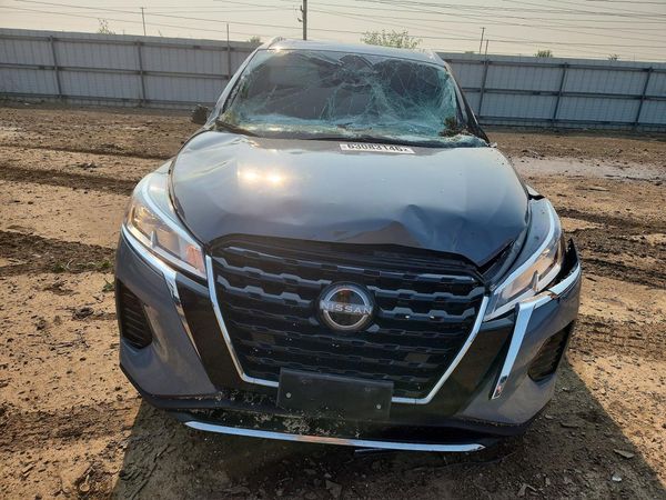 2023 NISSAN KICKS