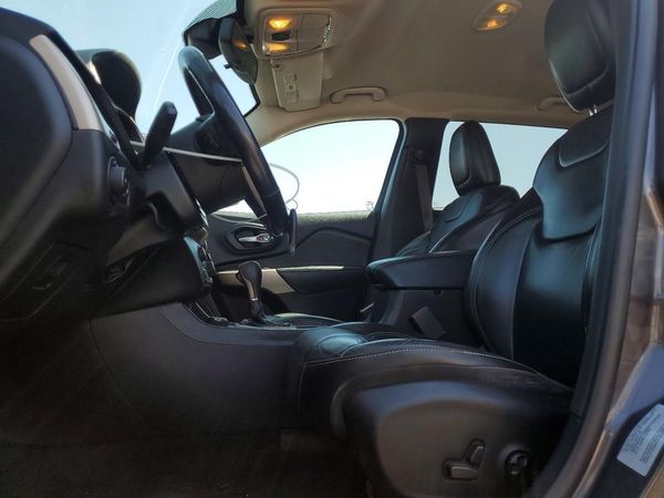2017 JEEP CHEROKEE