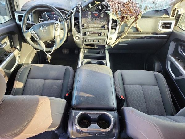 2020 NISSAN TITAN